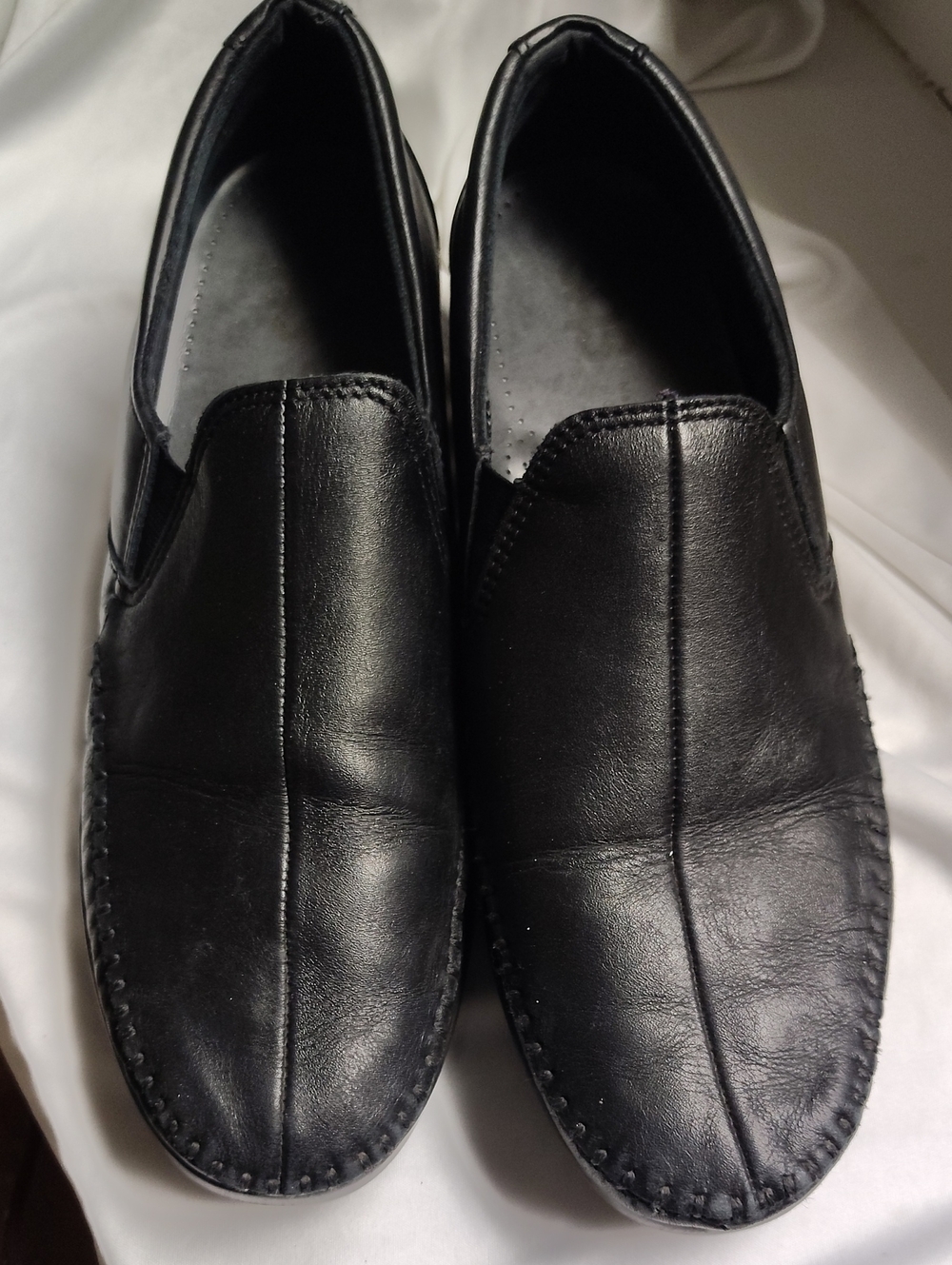 SAS  Black Leather Slip-On Dress Loafers
